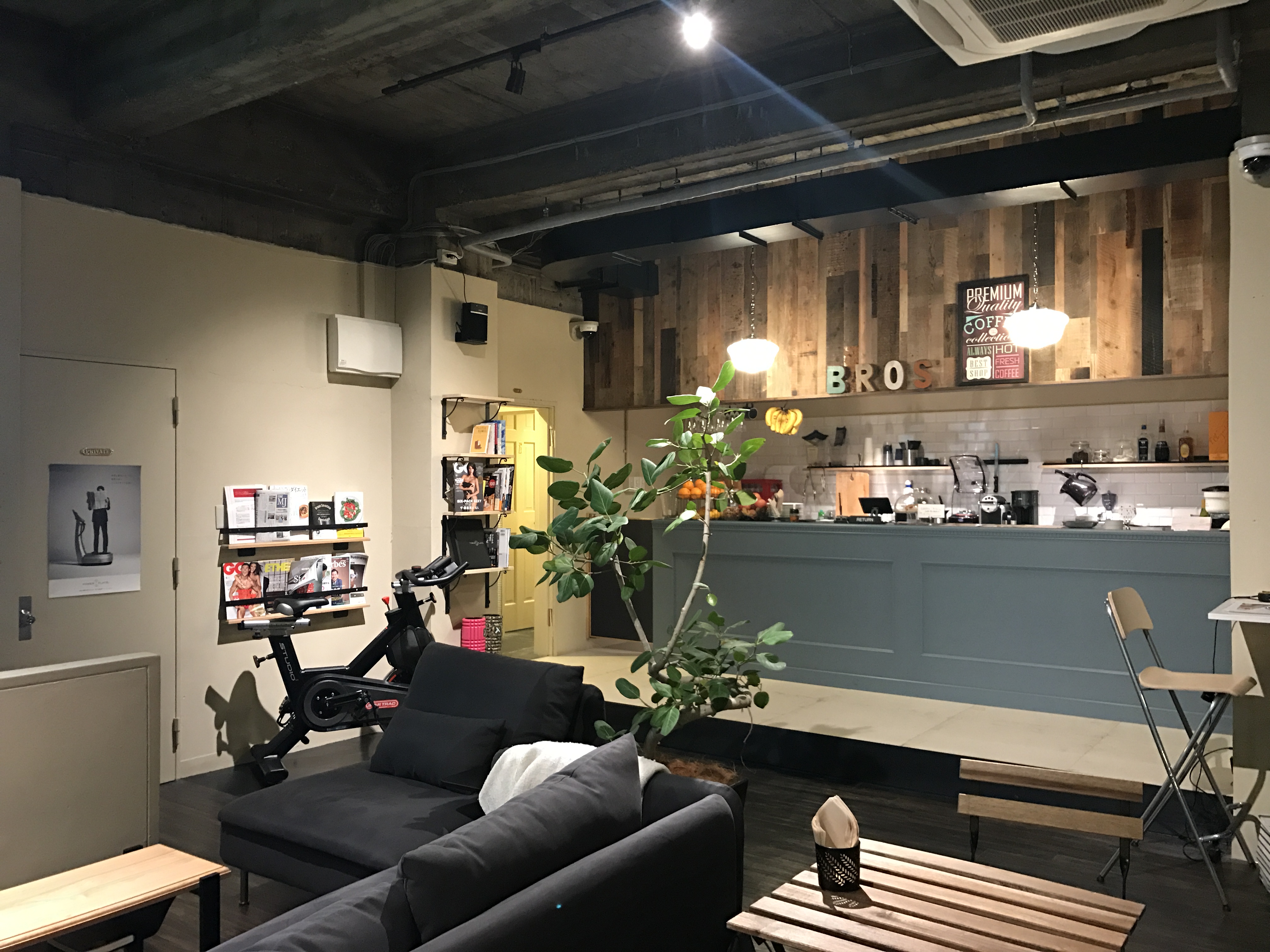 BROS TOKYO
